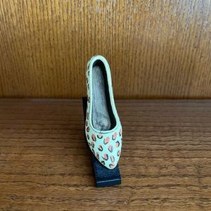 Leopard Print Heel Figurine